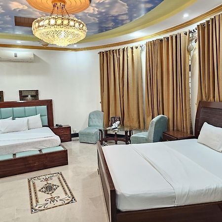 Butt Lodges 2 Islamabad Esterno foto