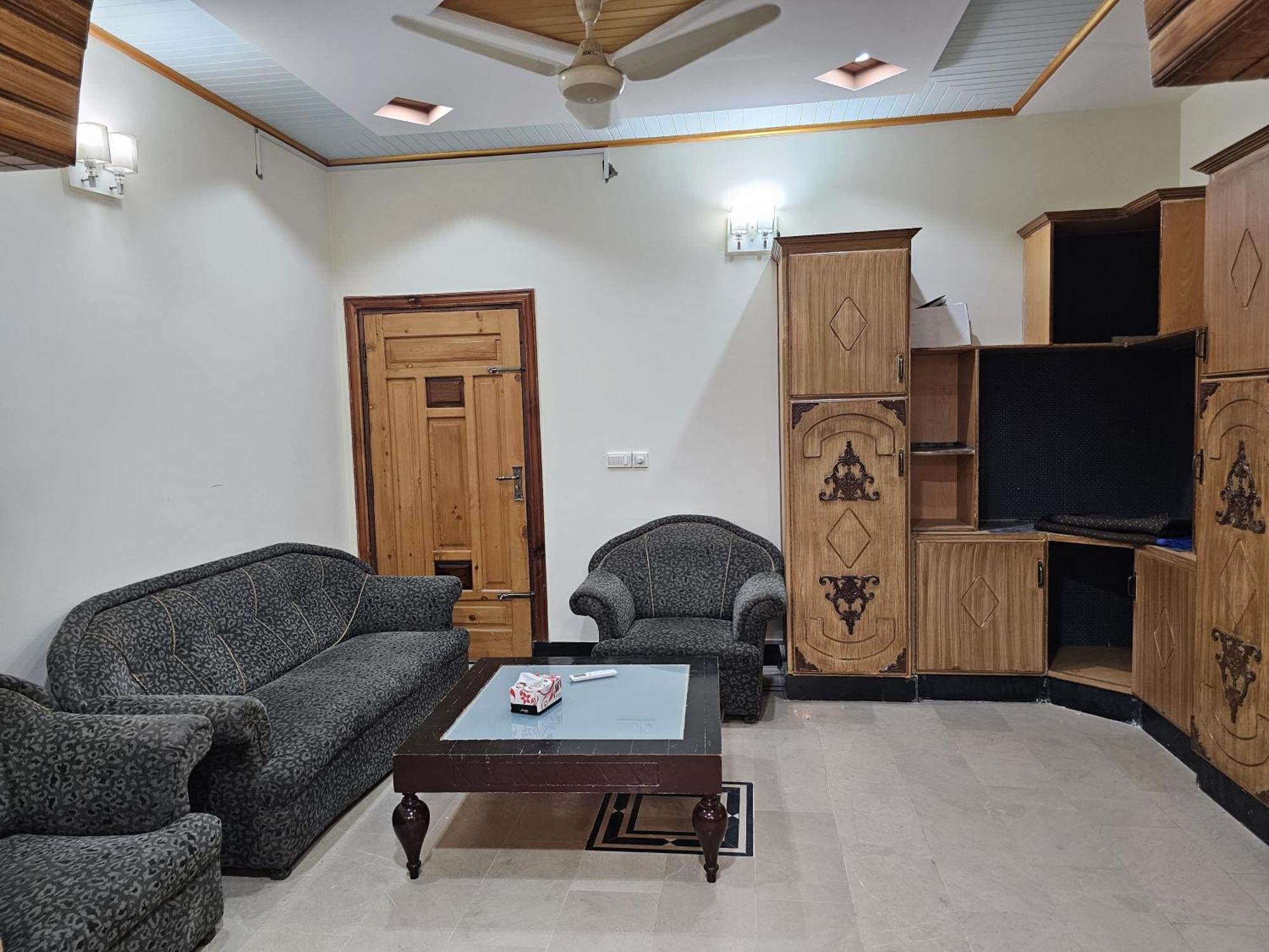 Butt Lodges 2 Islamabad Esterno foto